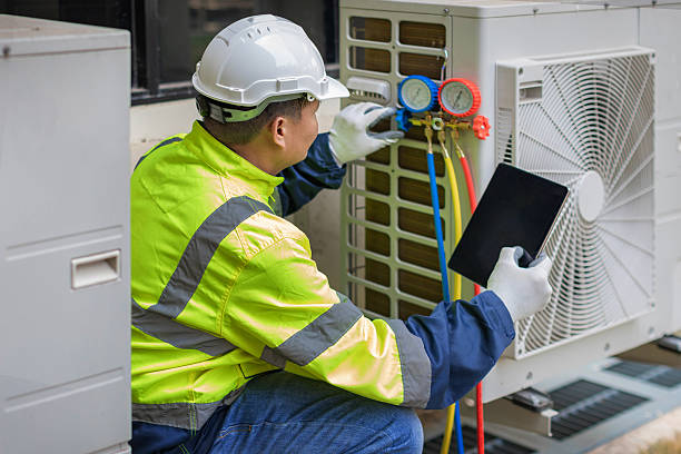 Professional Hvac technician working in Balsam Lake, WI